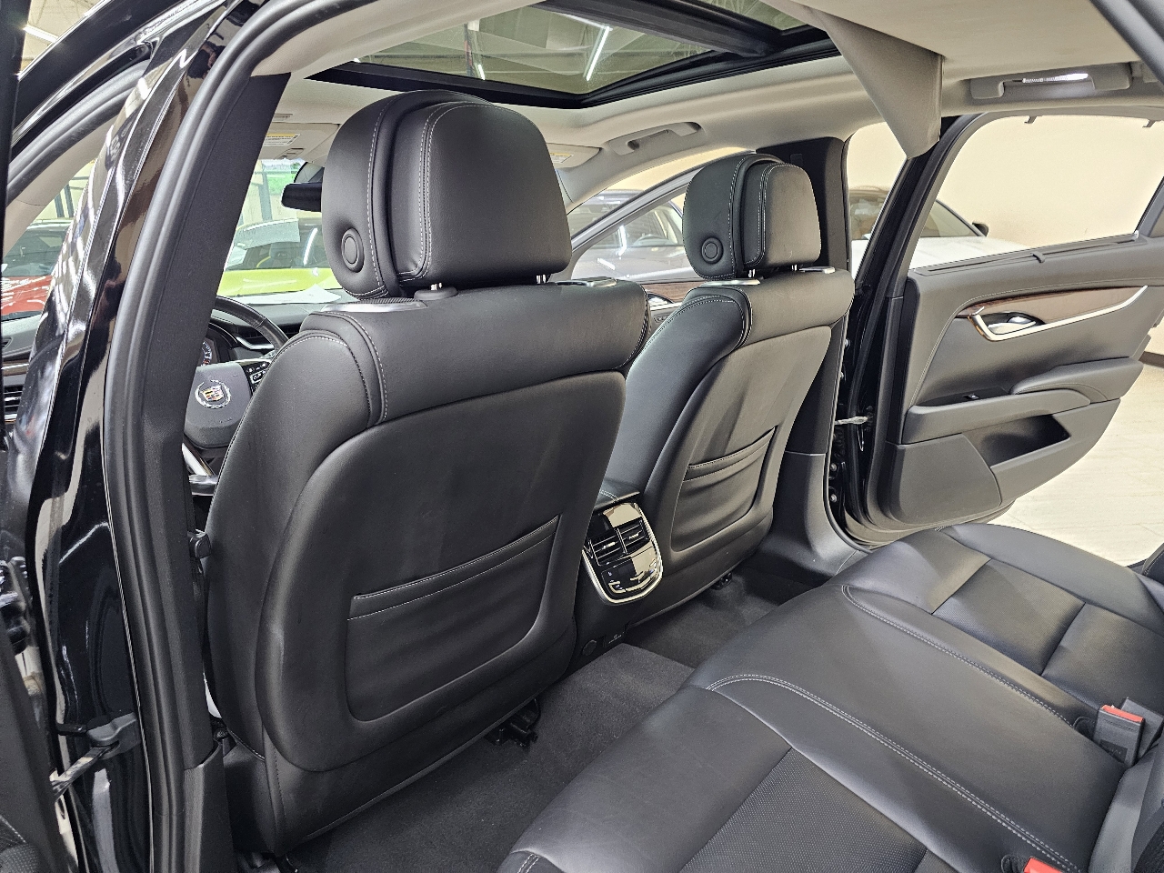 Cadillac XTS Premium FWD 2014