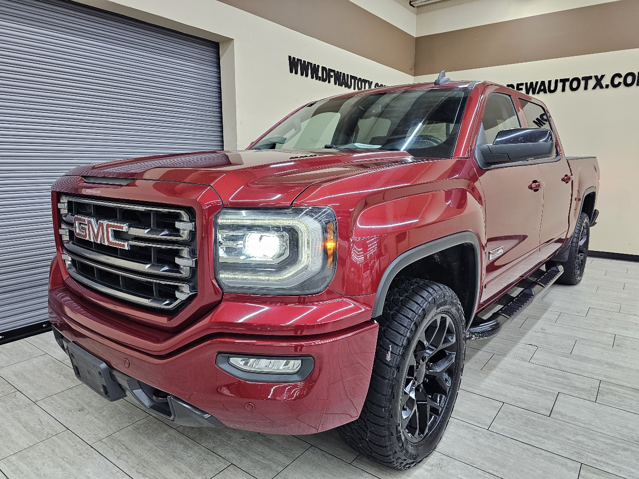 GMC Sierra 1500 SLT Crew Cab Short Box 4WD 2018