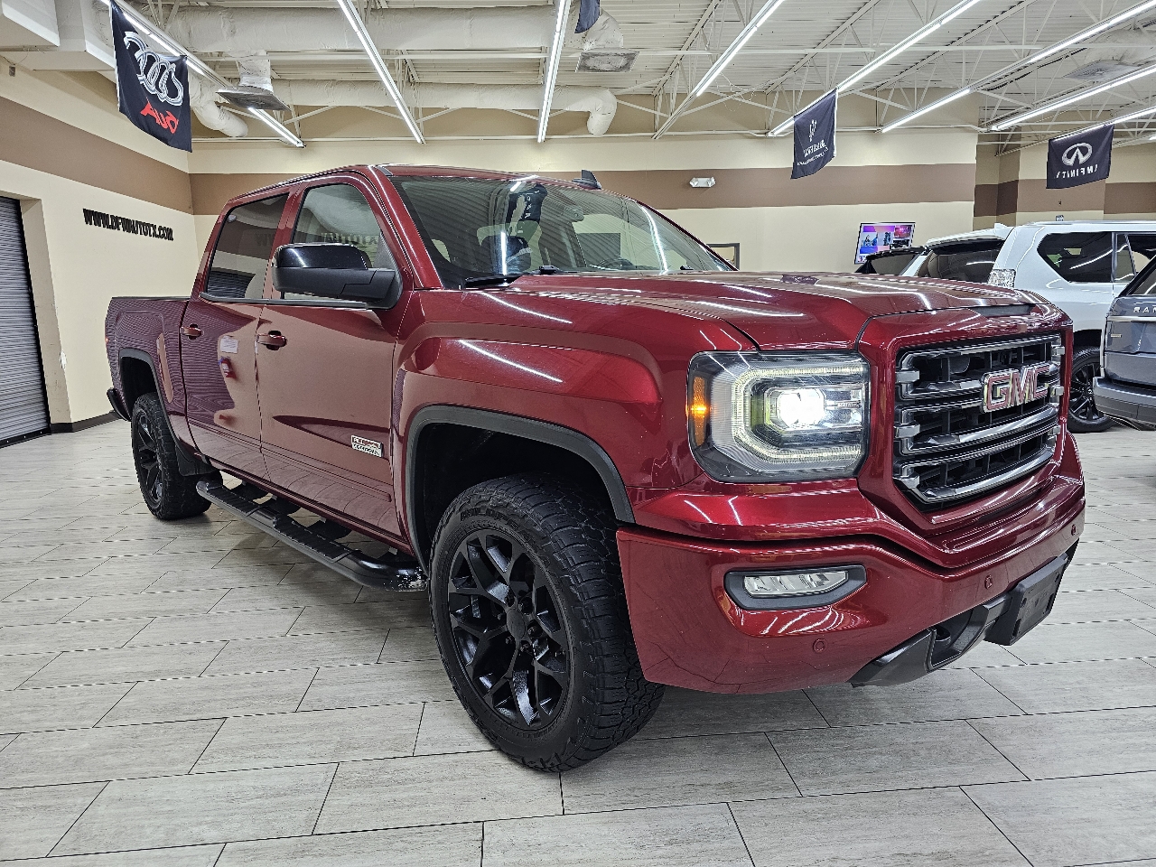 GMC Sierra 1500 SLT Crew Cab Short Box 4WD 2018