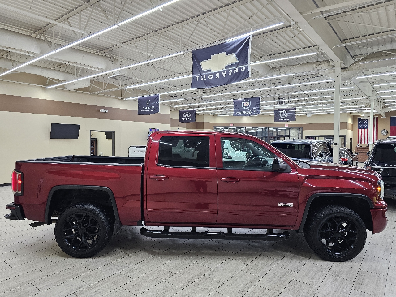 GMC Sierra 1500 SLT Crew Cab Short Box 4WD 2018