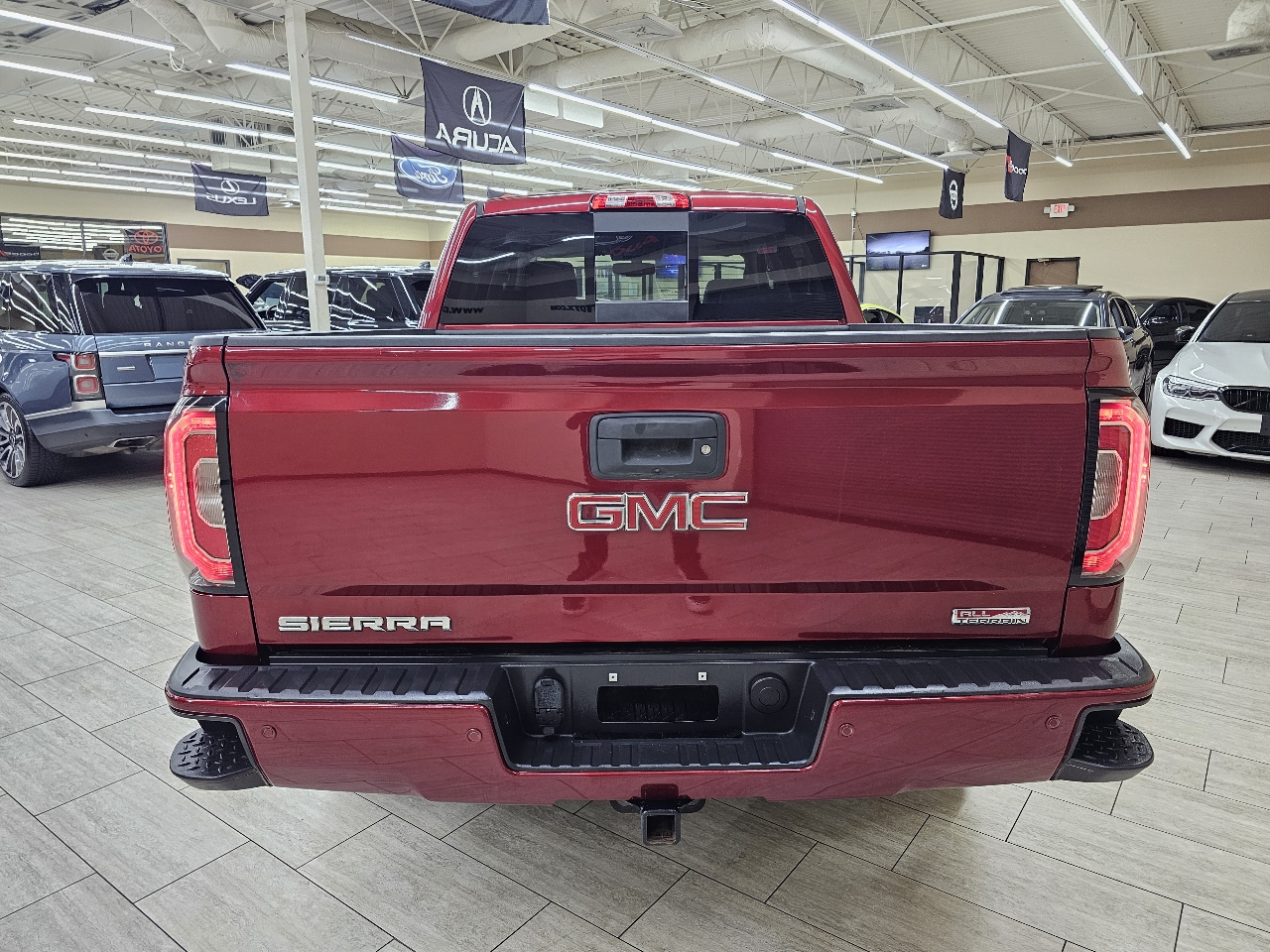 GMC Sierra 1500 SLT Crew Cab Short Box 4WD 2018