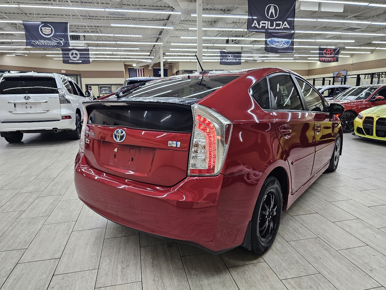 Toyota Prius Prius V 2012