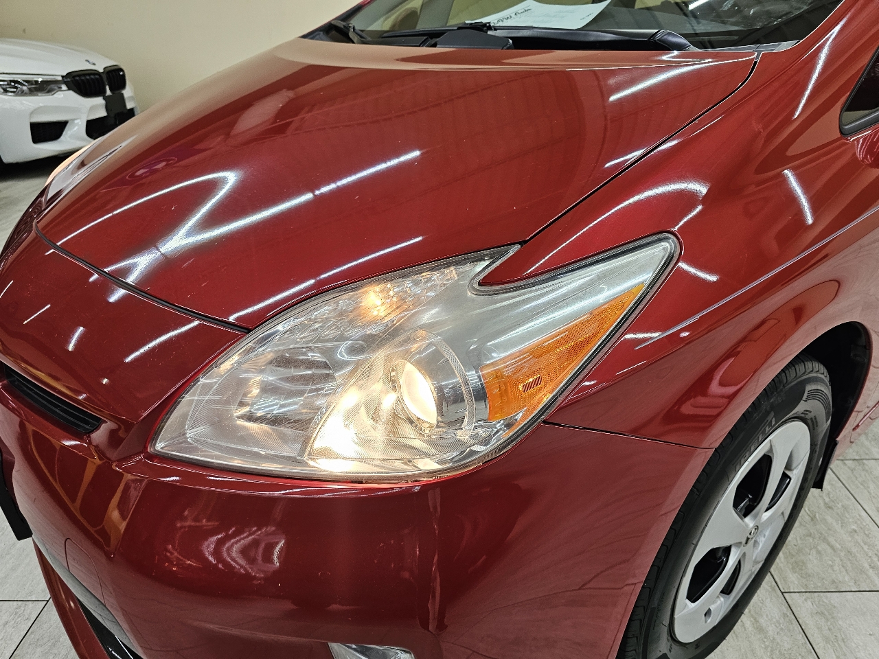 Toyota Prius Prius V 2012