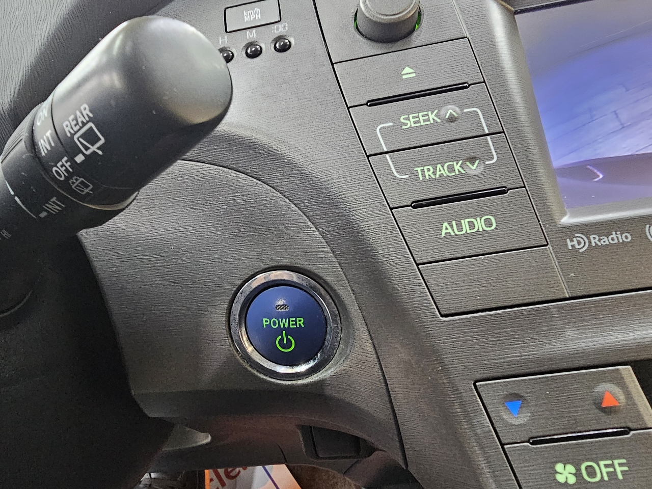 Toyota Prius Prius V 2012