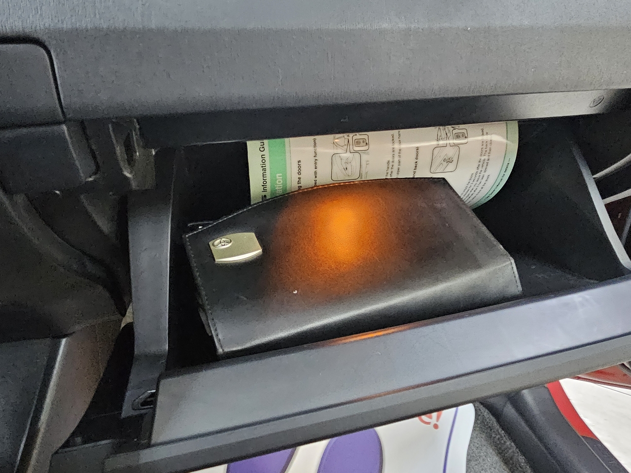 Toyota Prius Prius V 2012