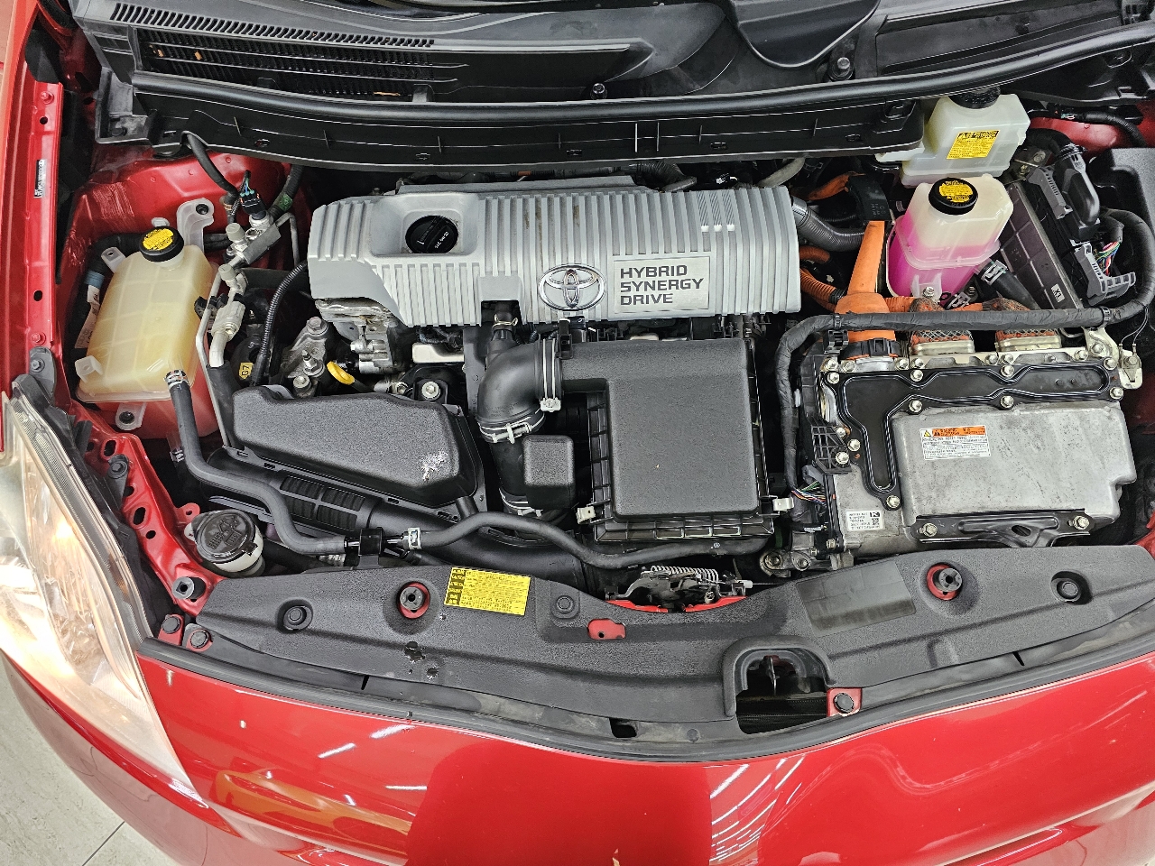 Toyota Prius Prius V 2012