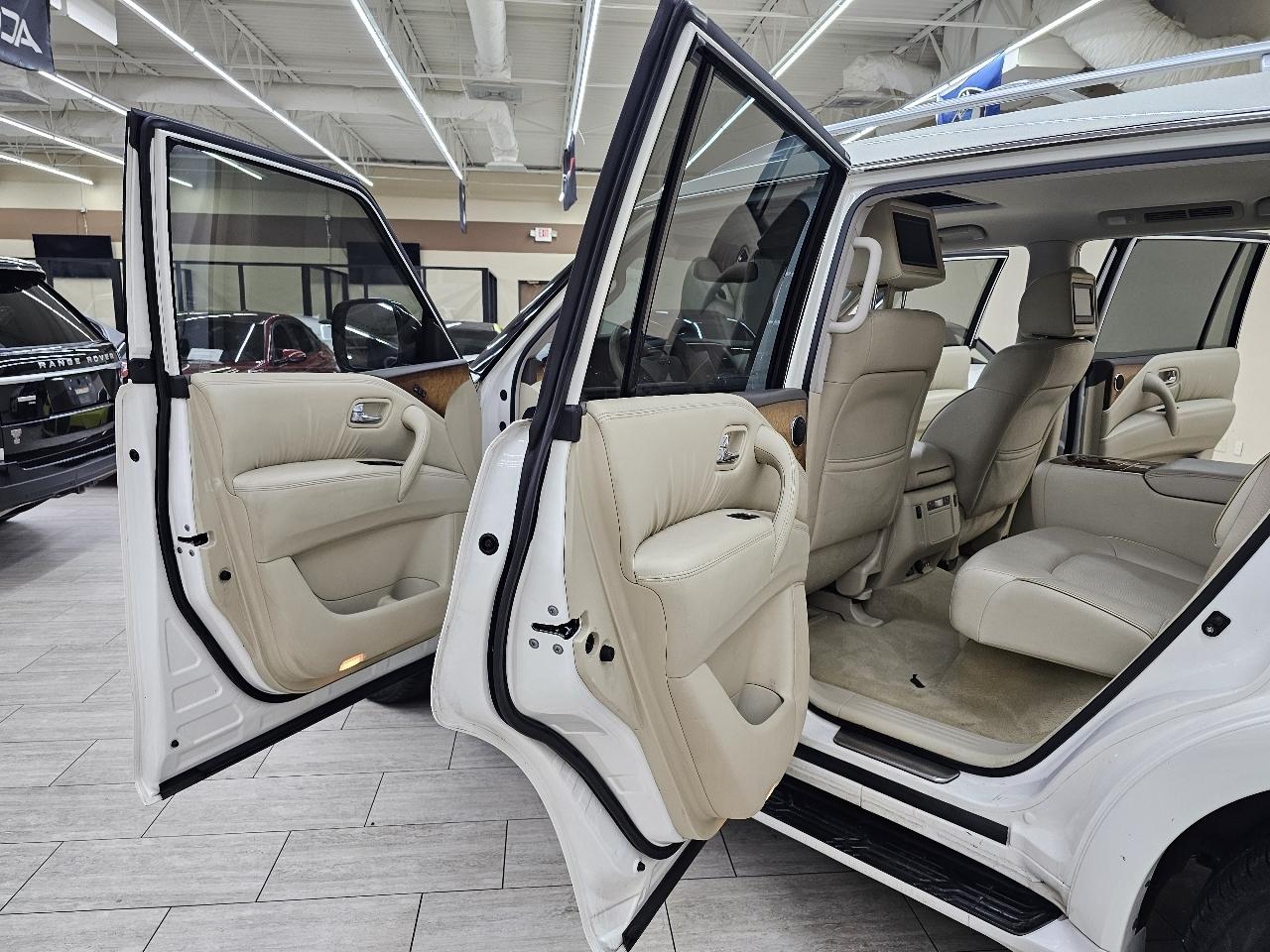 Infiniti QX56 4WD 2012