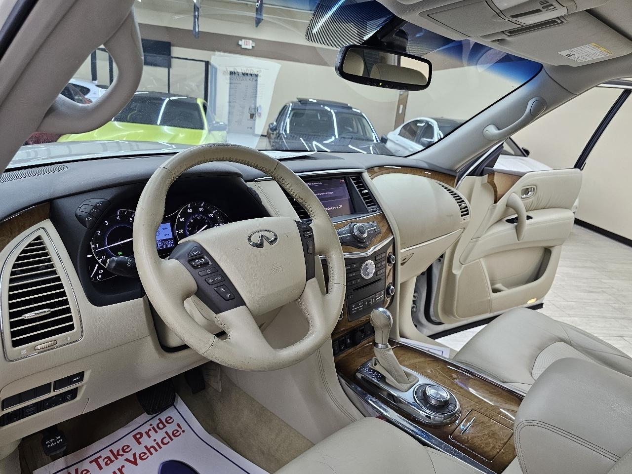 Infiniti QX56 4WD 2012