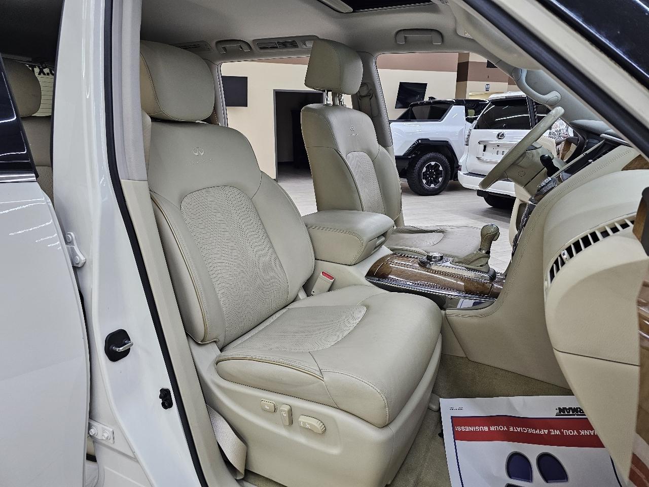 Infiniti QX56 4WD 2012