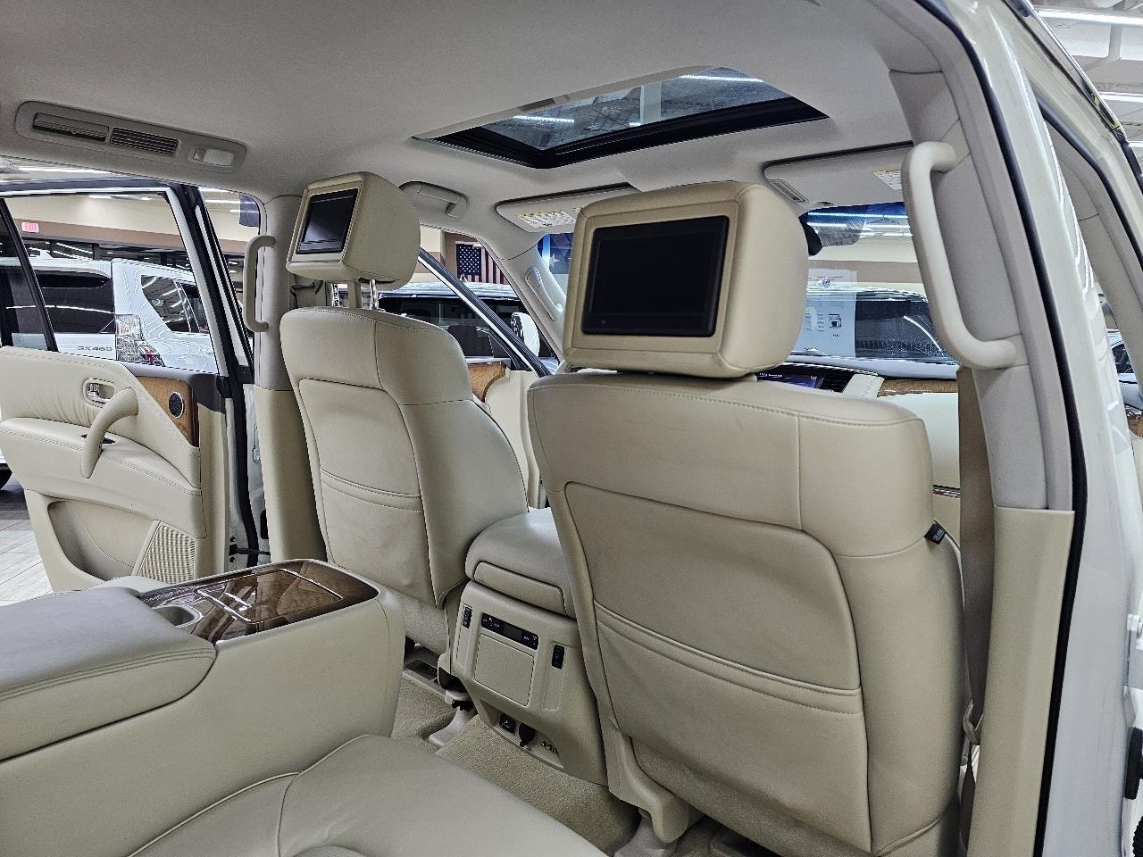 Infiniti QX56 4WD 2012