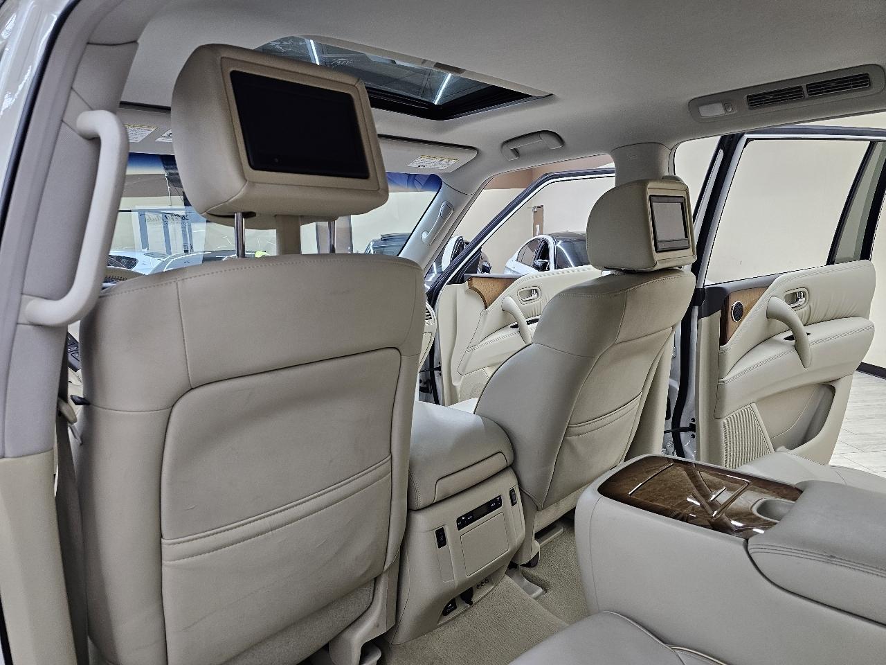 Infiniti QX56 4WD 2012