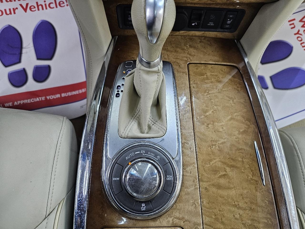 Infiniti QX56 4WD 2012