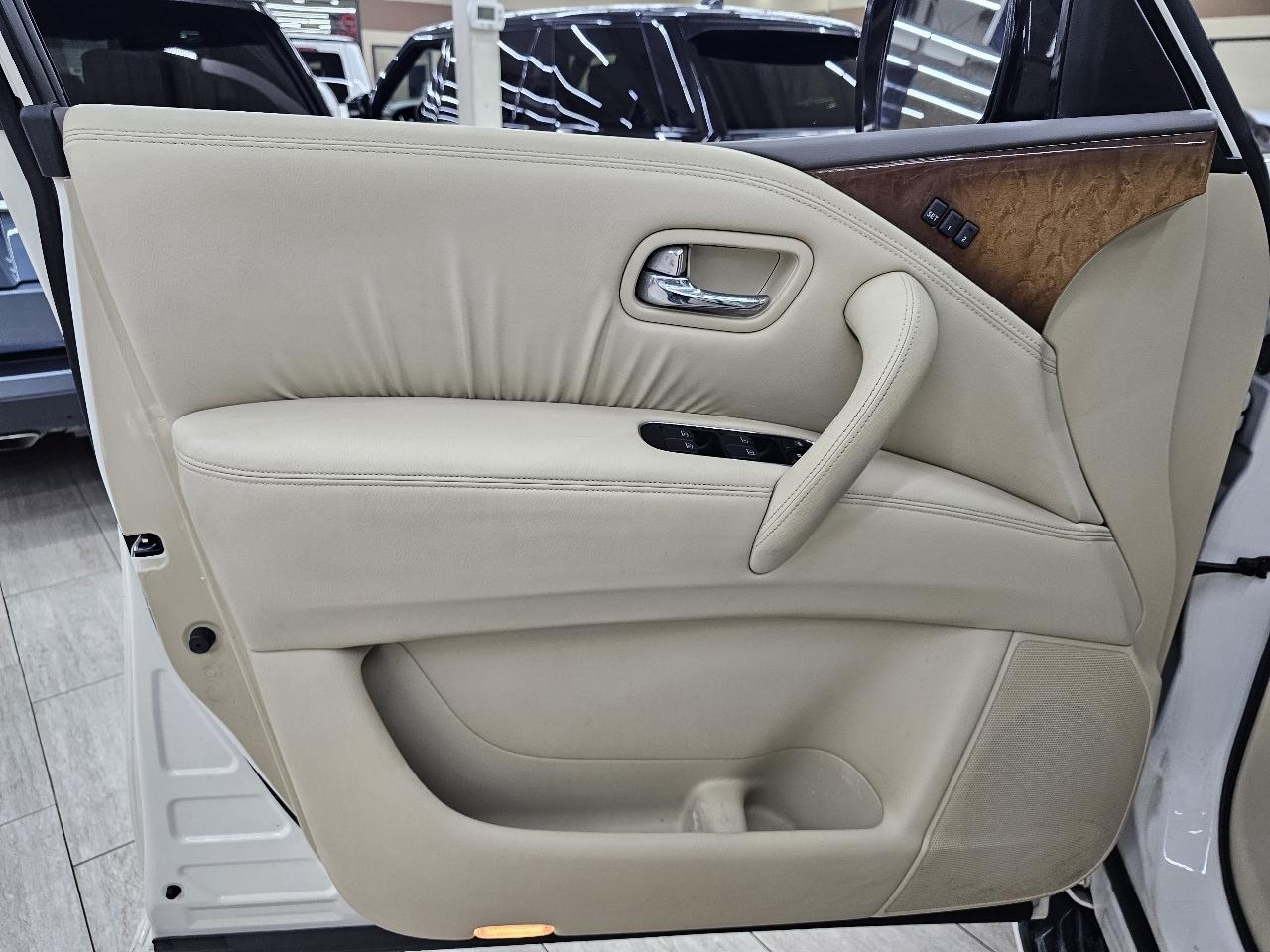 Infiniti QX56 4WD 2012