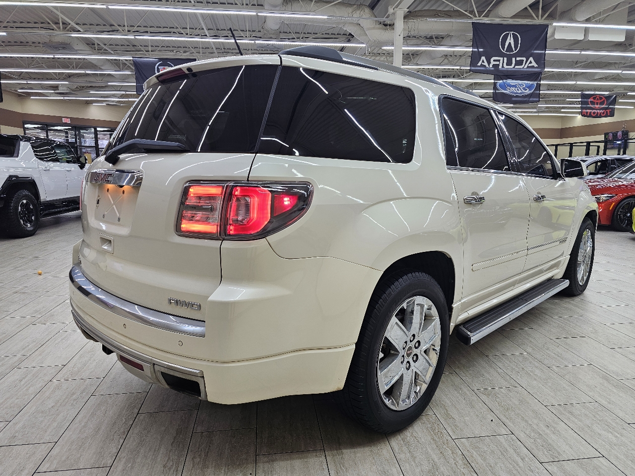 GMC Acadia Denali AWD 2014
