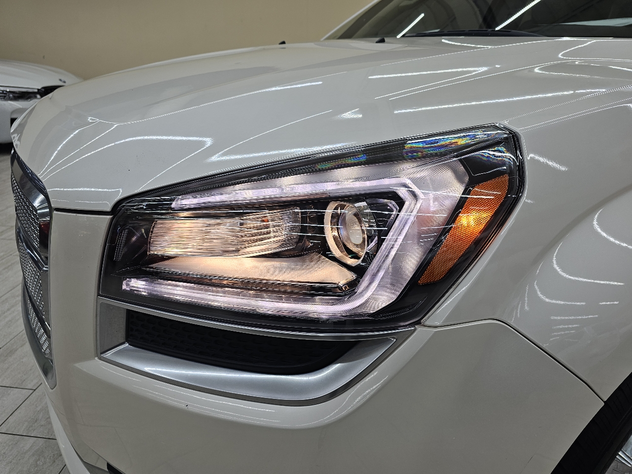 GMC Acadia Denali AWD 2014