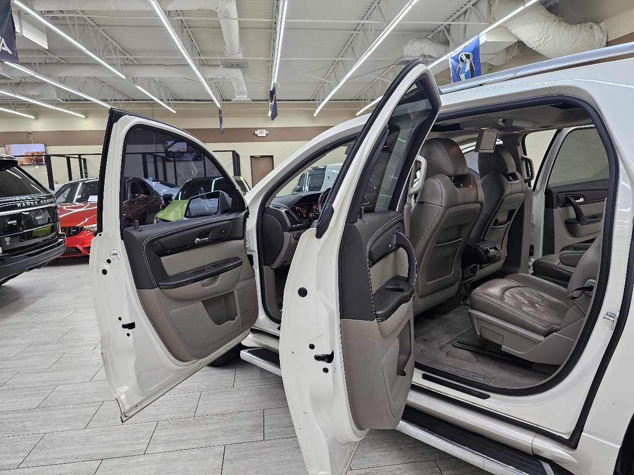 GMC Acadia Denali AWD 2014