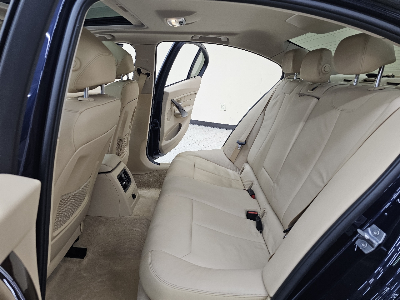 BMW 3-Series 328i Sedan - SULEV 2013