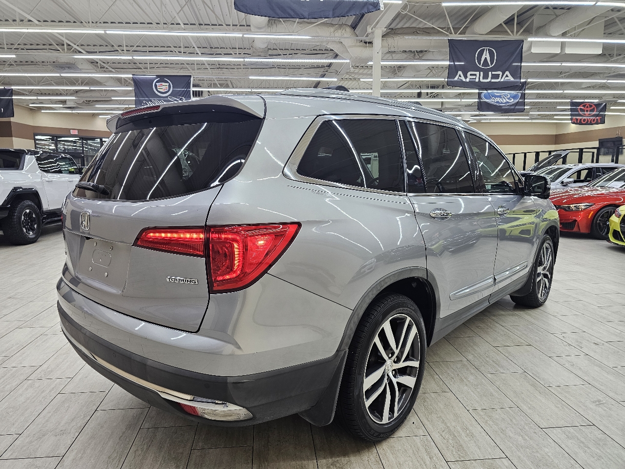 Honda Pilot Touring 2WD 2017