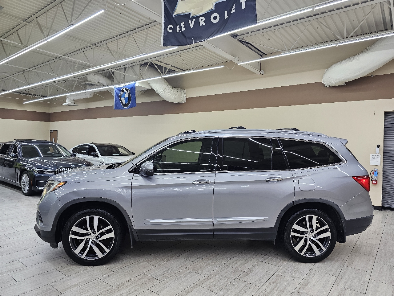 Honda Pilot Touring 2WD 2017