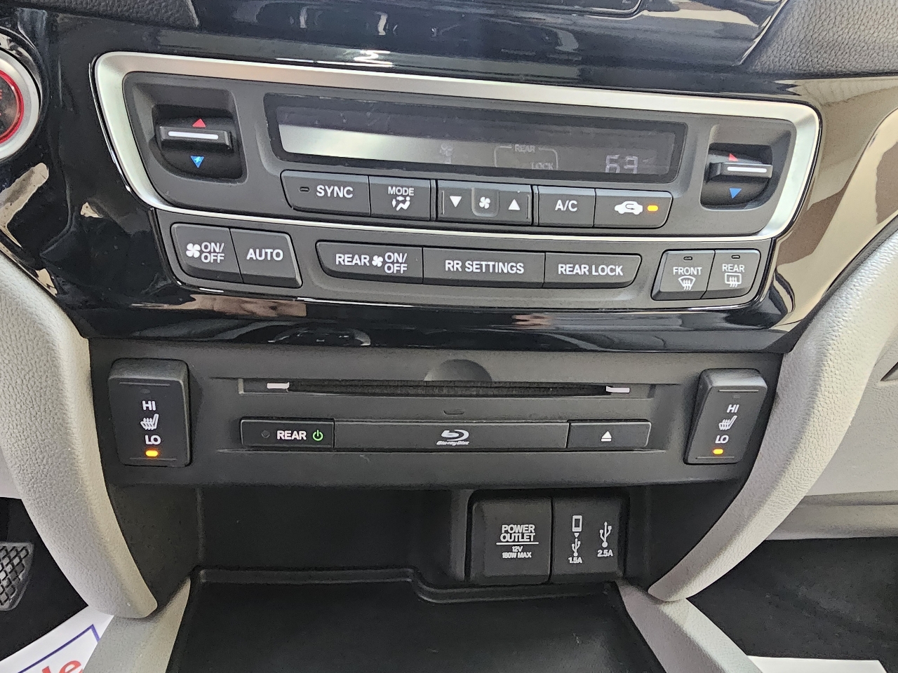 Honda Pilot Touring 2WD 2017