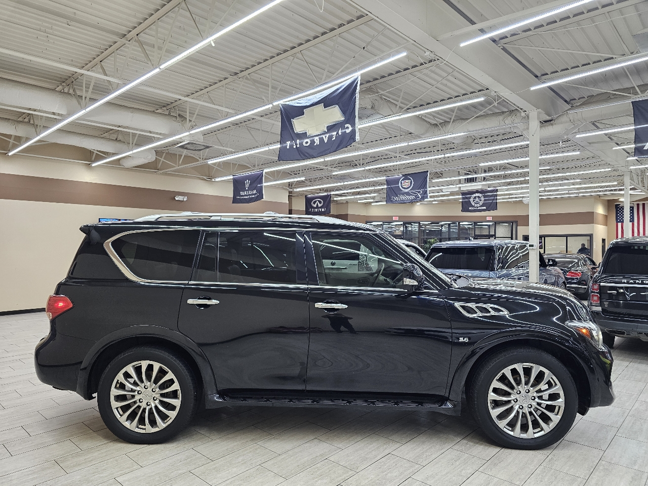 Infiniti QX80 4WD 2015