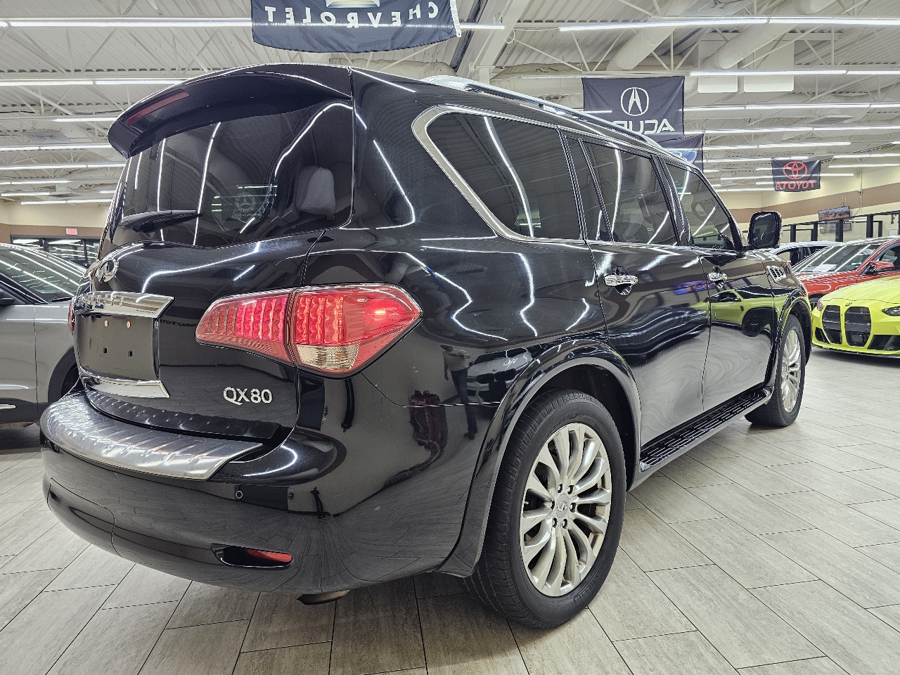 Infiniti QX80 4WD 2015
