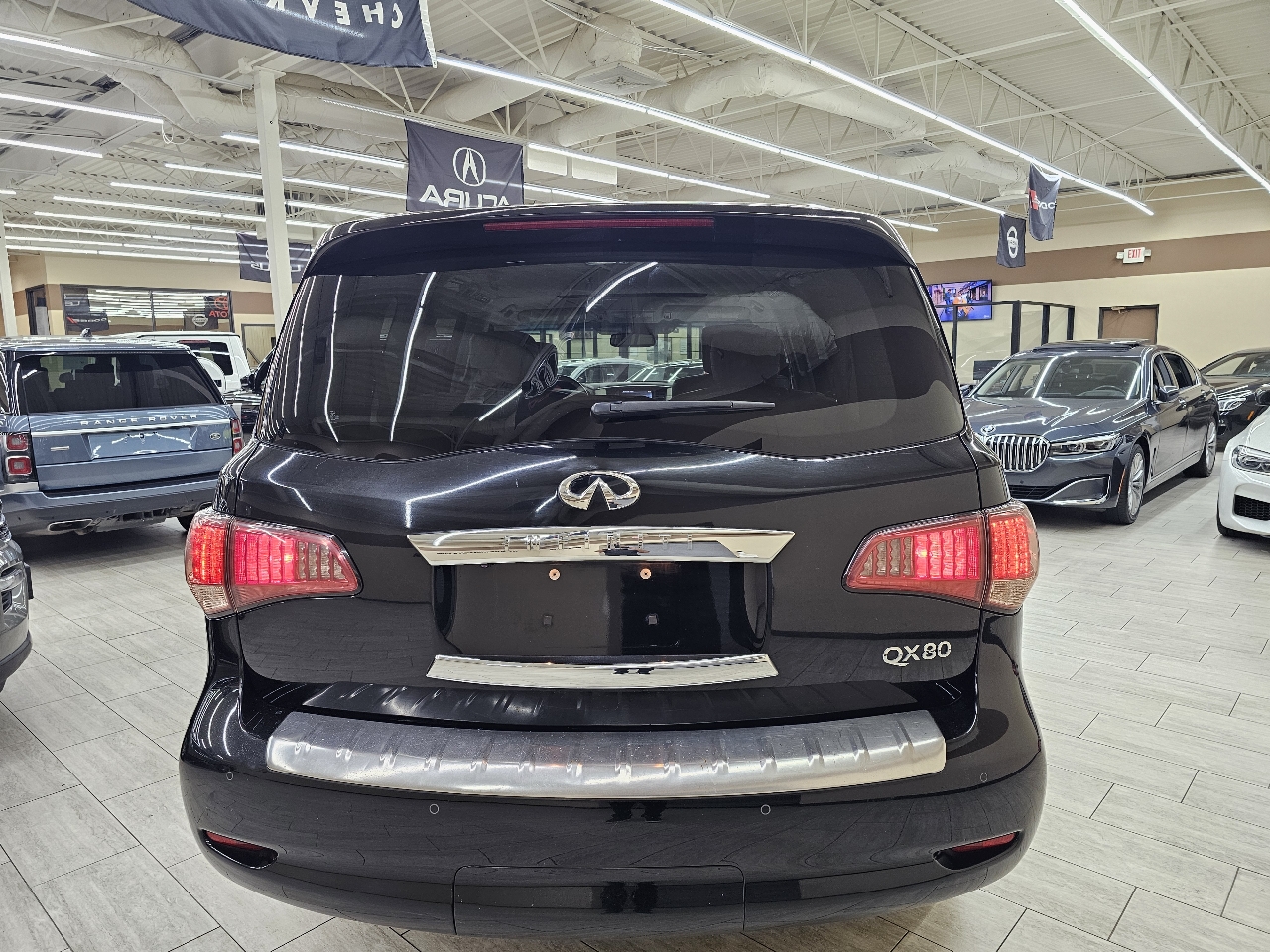 Infiniti QX80 4WD 2015