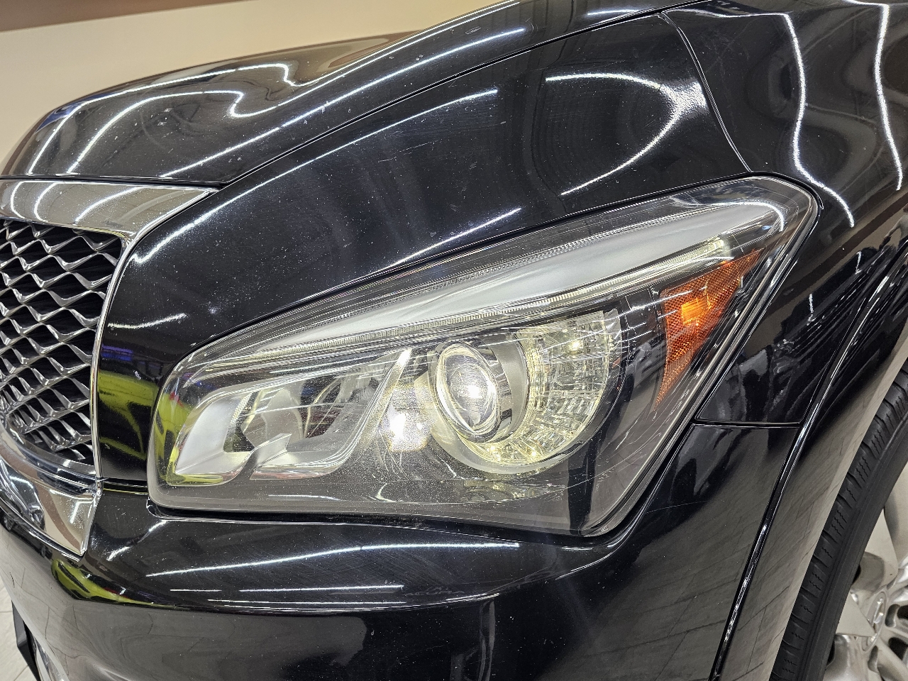 Infiniti QX80 4WD 2015