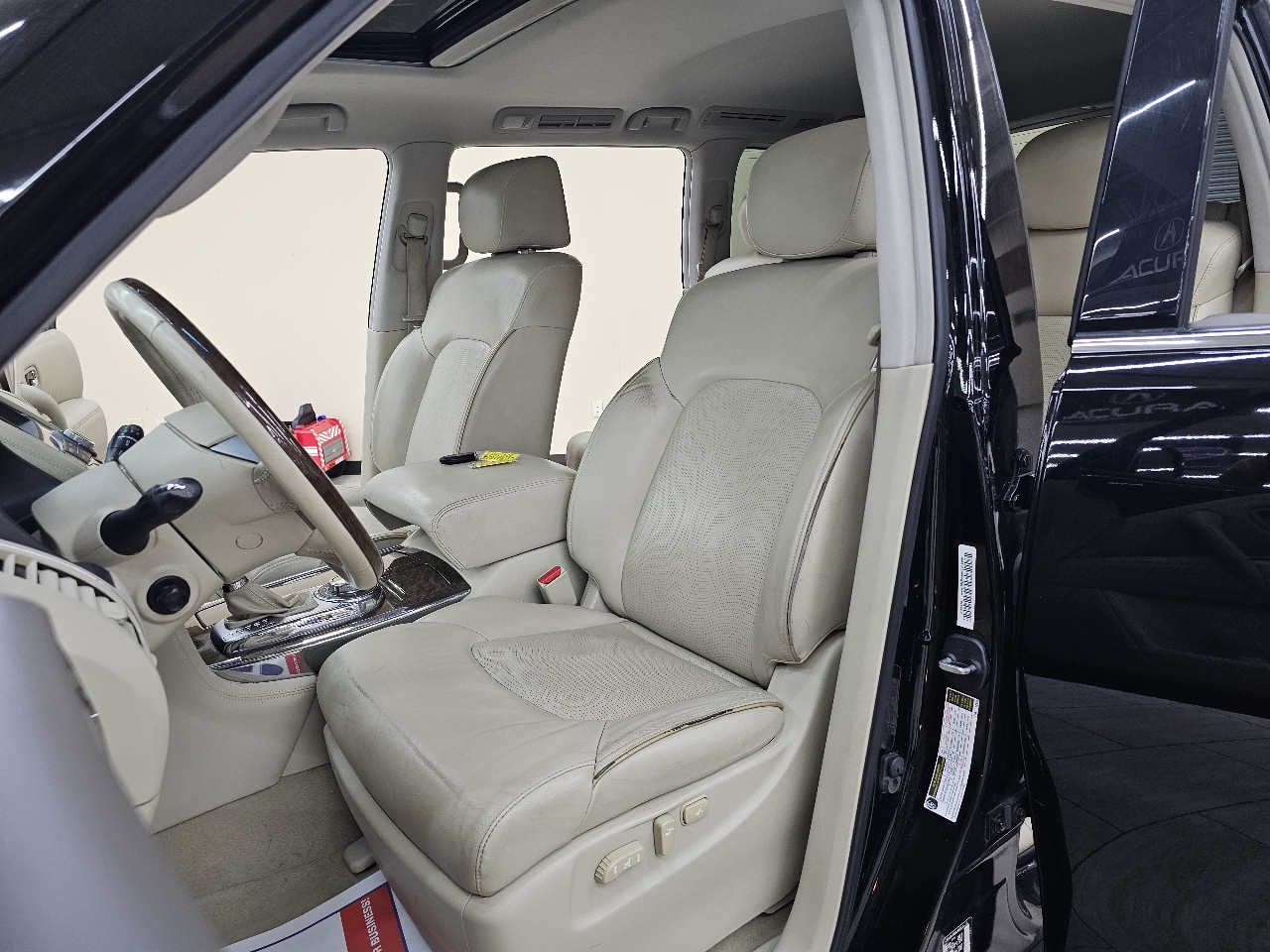 Infiniti QX80 4WD 2015