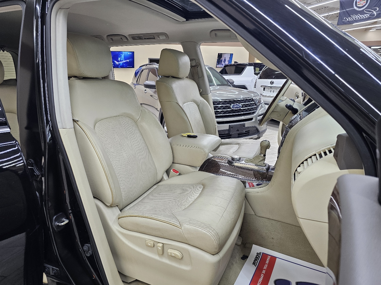 Infiniti QX80 4WD 2015