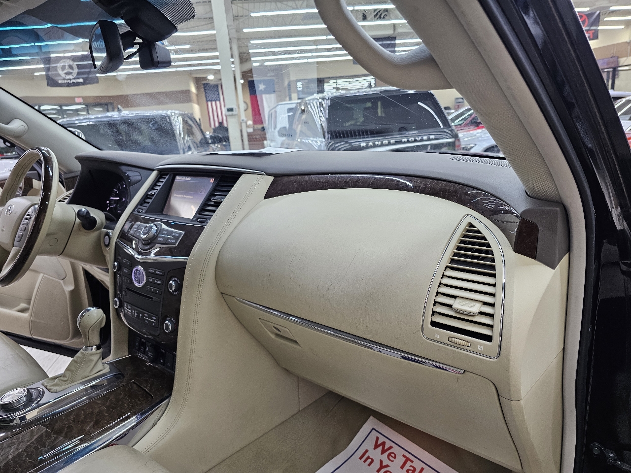 Infiniti QX80 4WD 2015