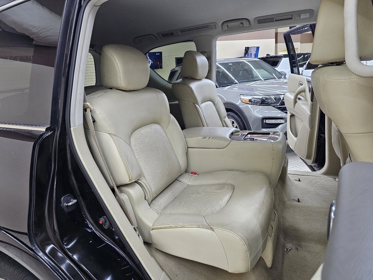Infiniti QX80 4WD 2015