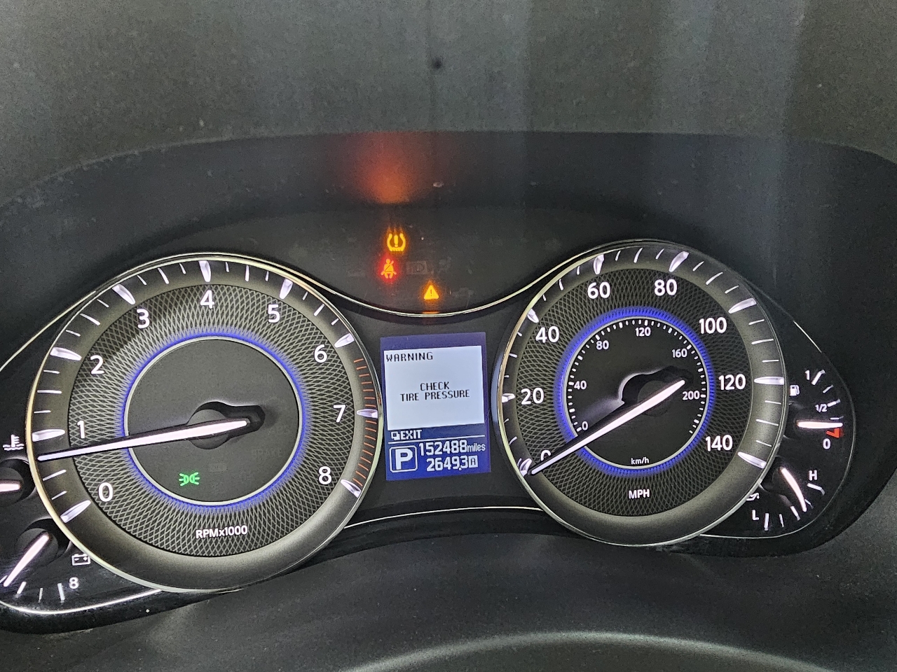 Infiniti QX80 4WD 2015