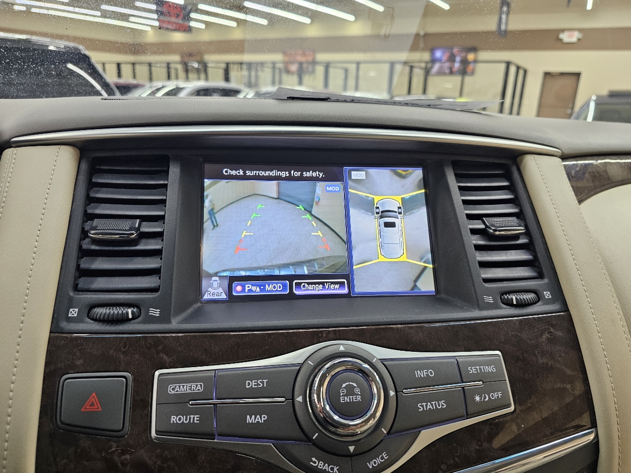 Infiniti QX80 4WD 2015