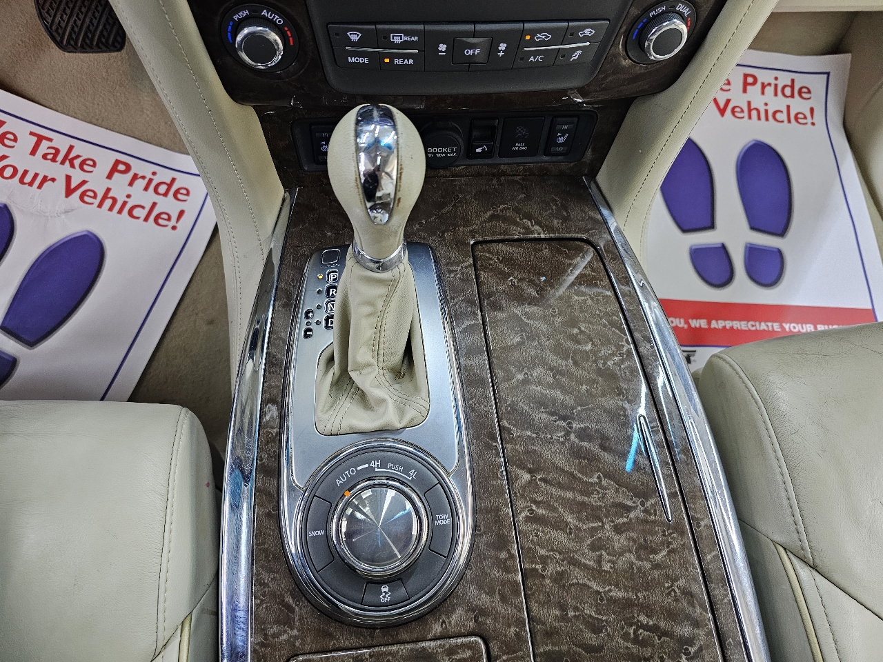 Infiniti QX80 4WD 2015