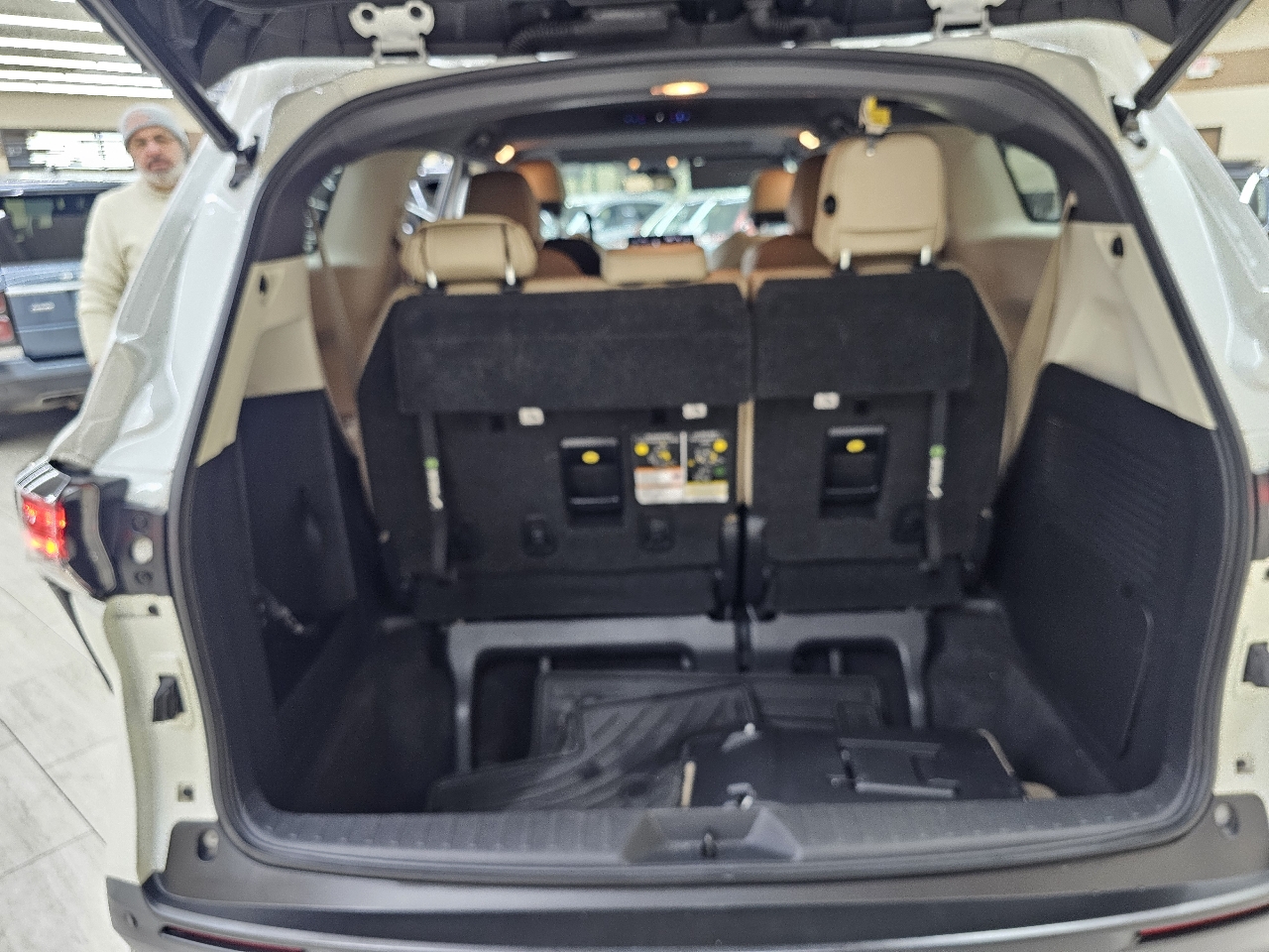 Toyota Sienna XLE 7-Passenger 2021