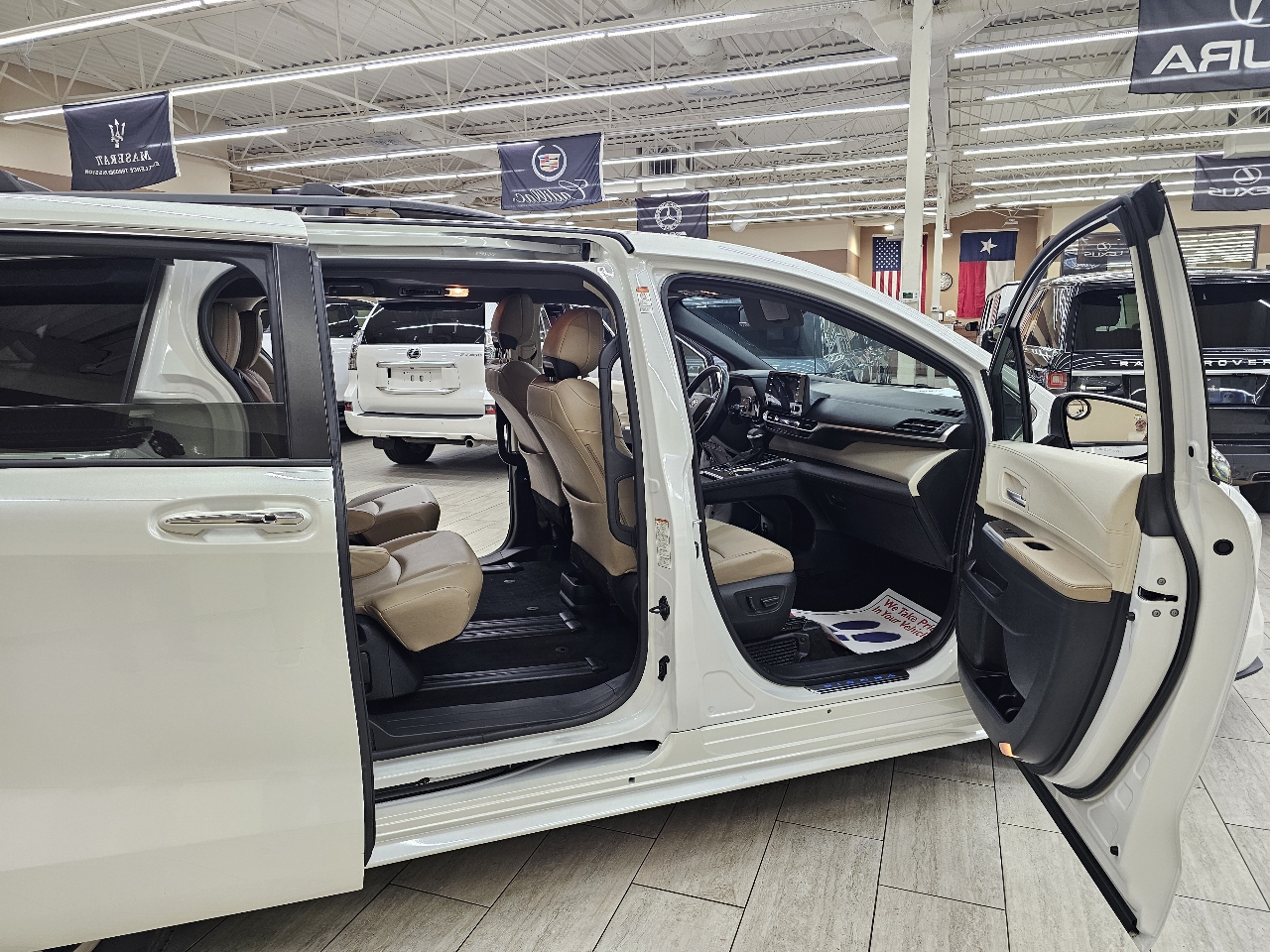 Toyota Sienna XLE 7-Passenger 2021