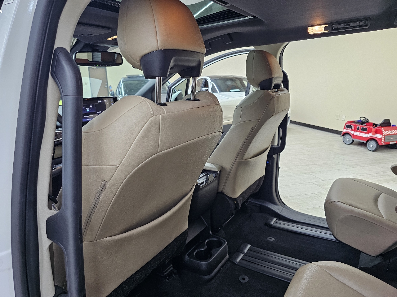 Toyota Sienna XLE 7-Passenger 2021