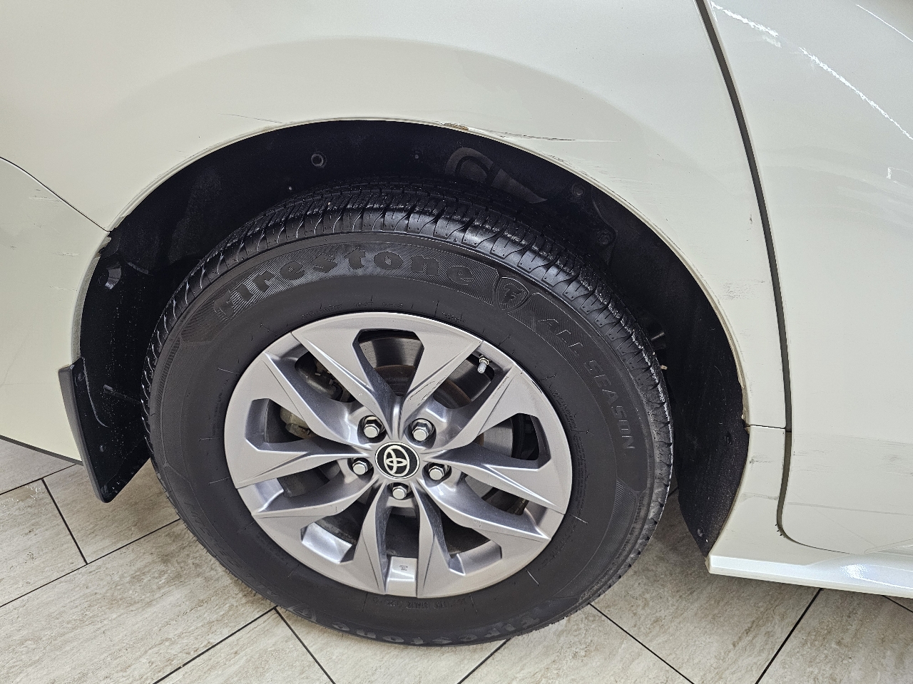 Toyota Sienna XLE 7-Passenger 2021