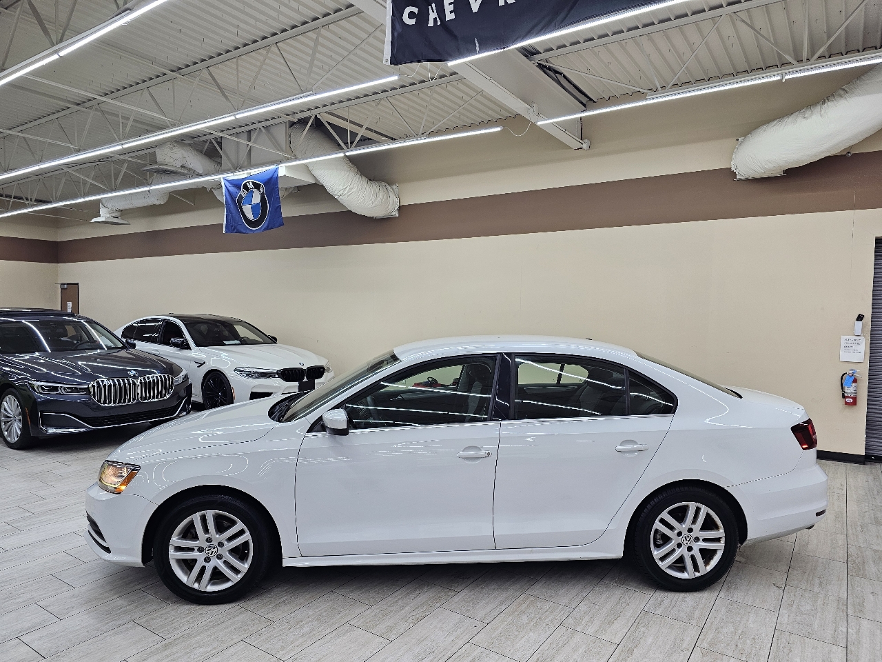 Volkswagen Jetta  2017