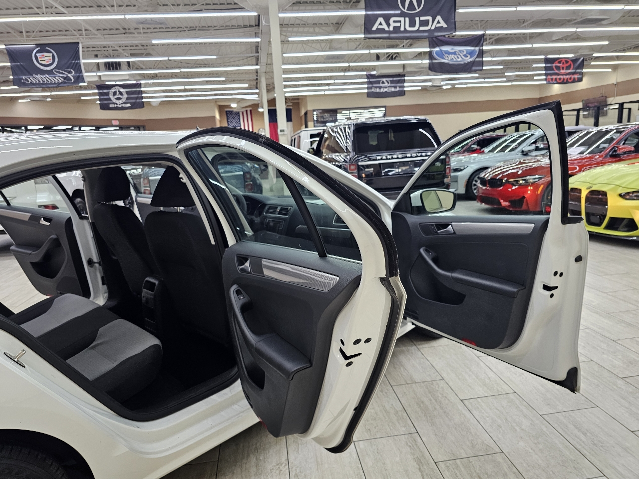 Volkswagen Jetta  2017