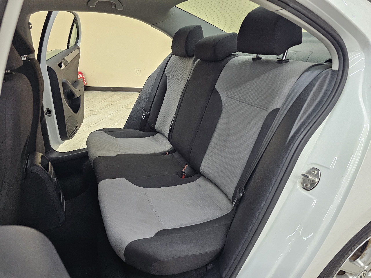 Volkswagen Jetta  2017