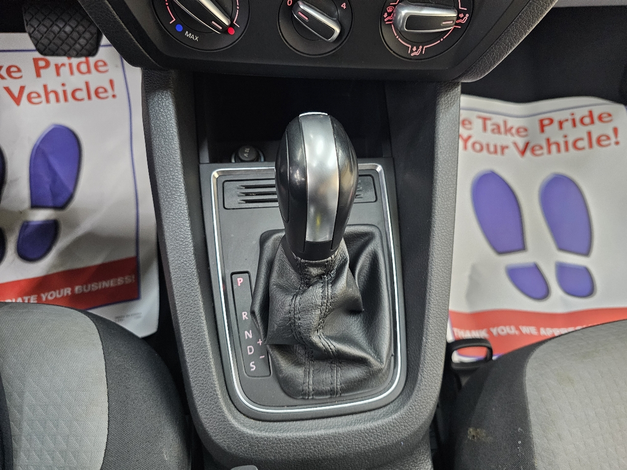 Volkswagen Jetta  2017