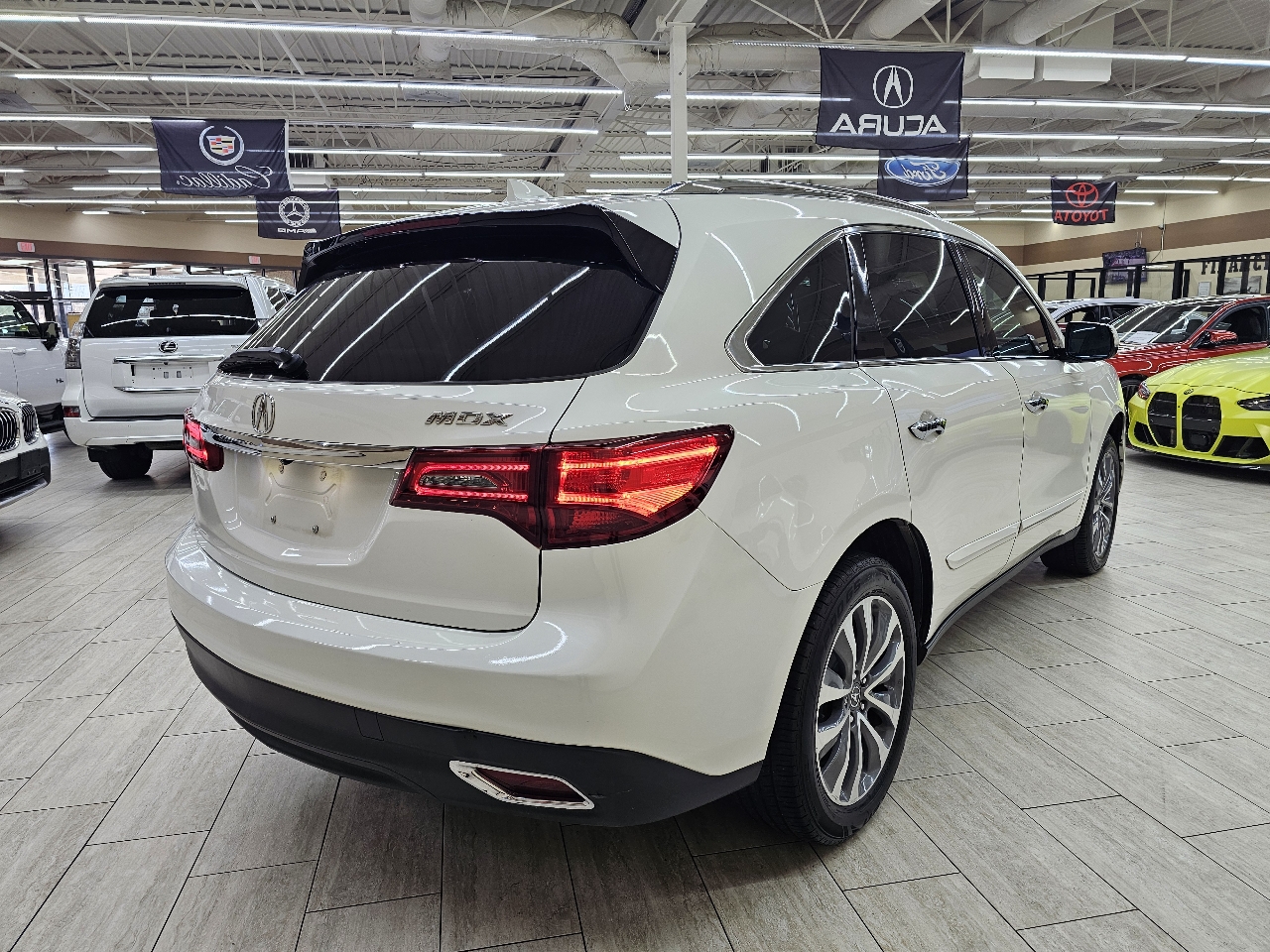 Acura MDX 9-Spd AT w/Tech Package 2016