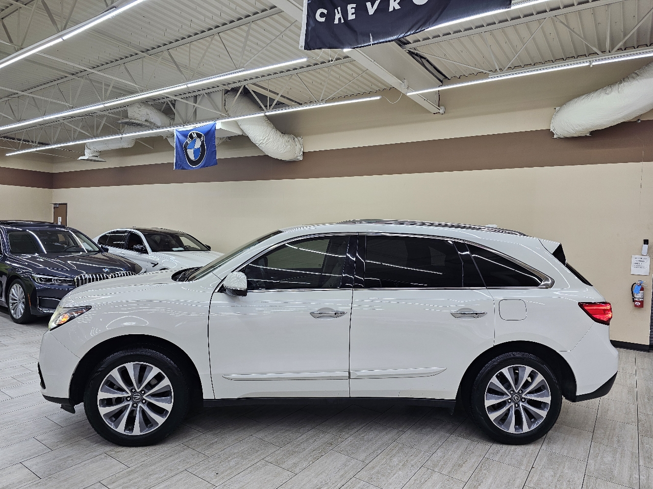 Acura MDX 9-Spd AT w/Tech Package 2016