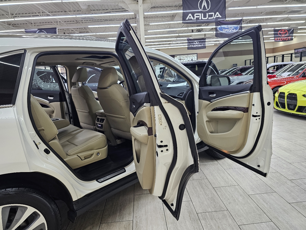 Acura MDX 9-Spd AT w/Tech Package 2016