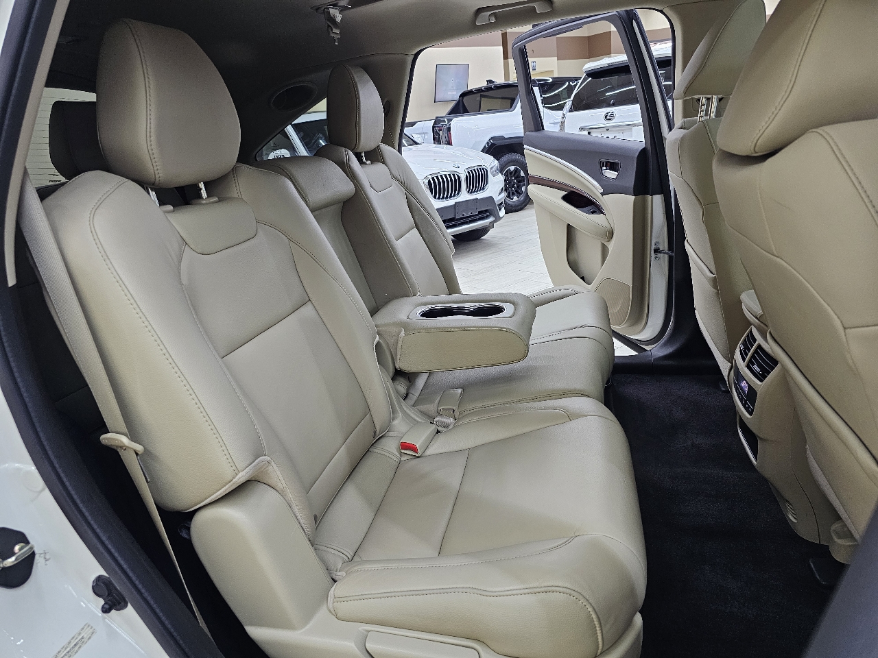 Acura MDX 9-Spd AT w/Tech Package 2016