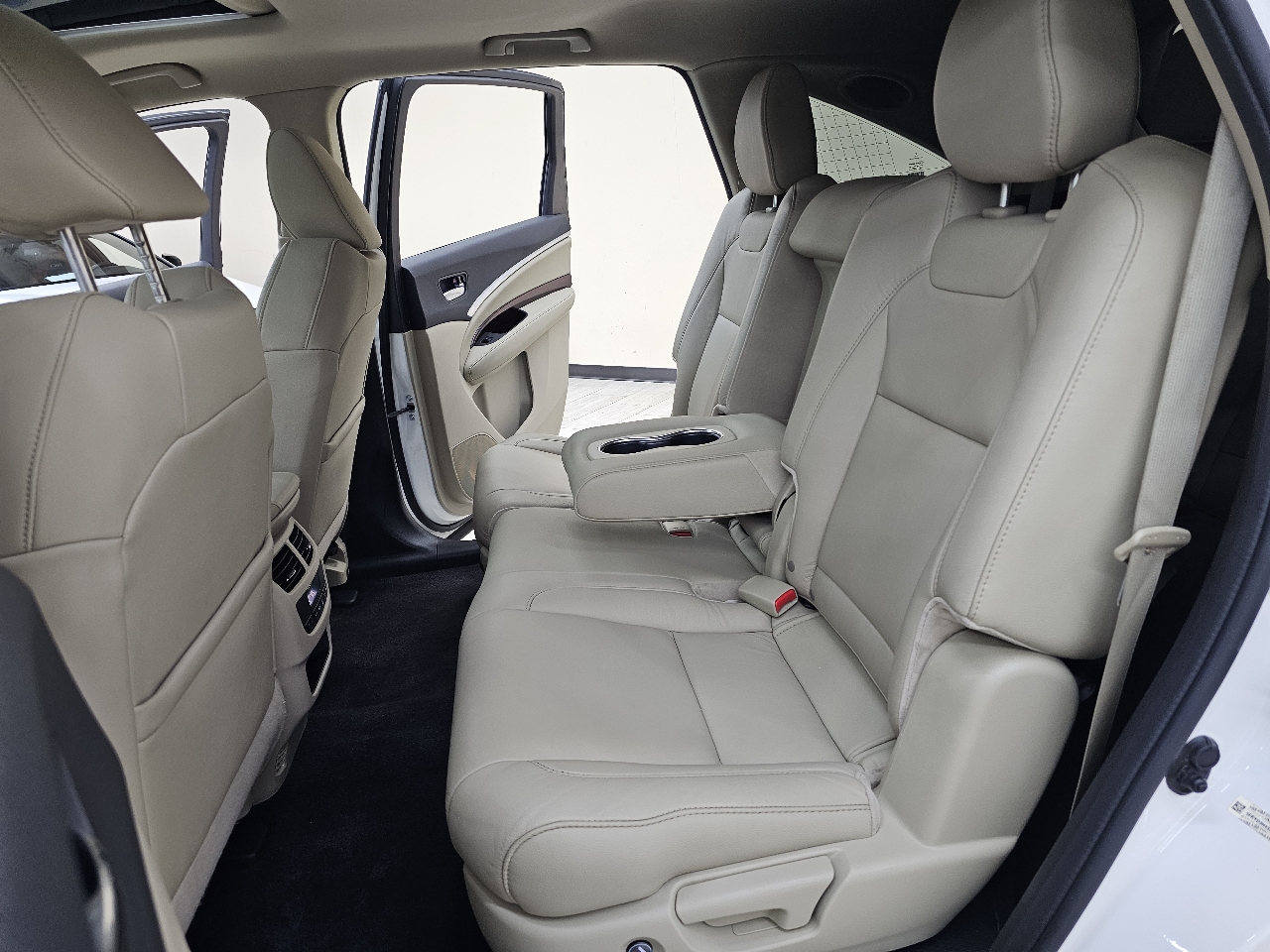 Acura MDX 9-Spd AT w/Tech Package 2016