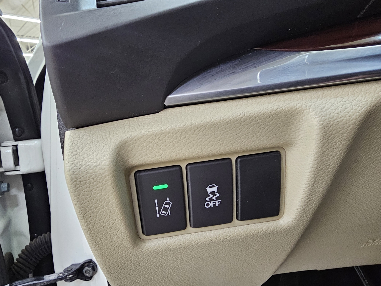 Acura MDX 9-Spd AT w/Tech Package 2016