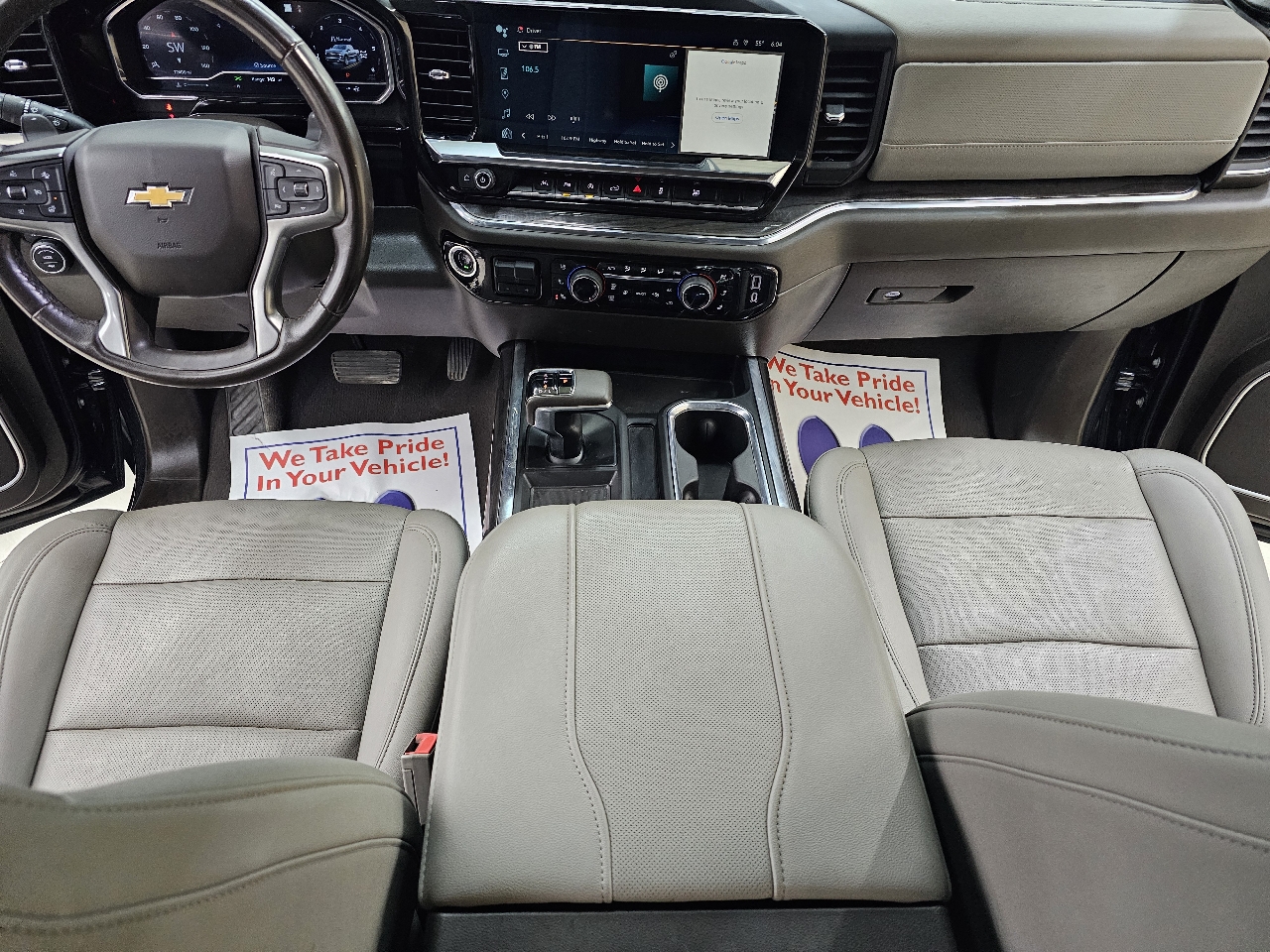 Chevrolet Silverado 1500 LTZ Crew Cab 4WD 2023